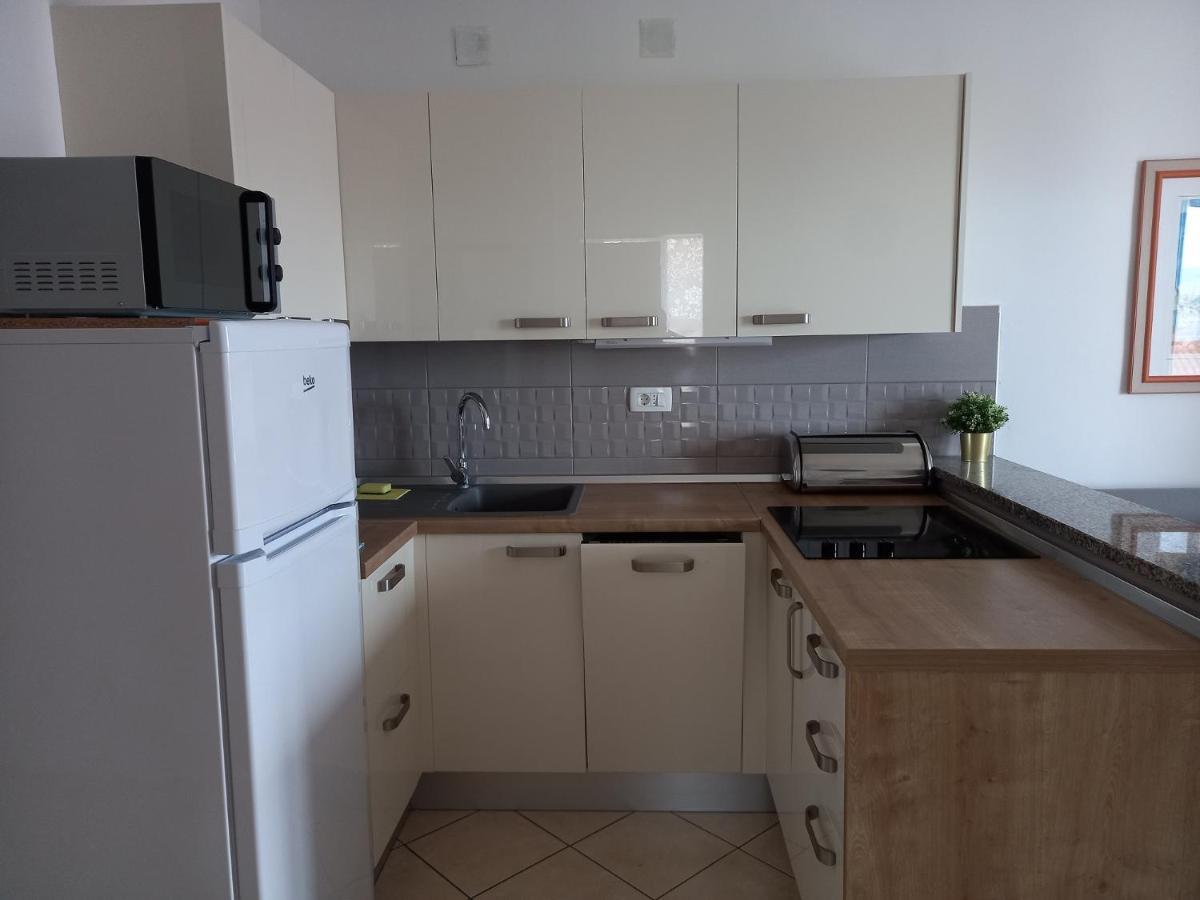 Apartman Bolob Baska  Bagian luar foto